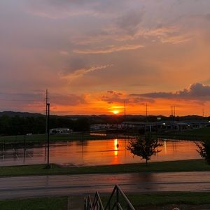 Meet your Posher, Zach